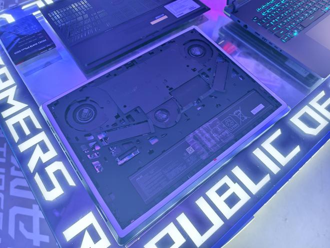 预约页面上线月到手新品这样选不出错！PP电子网站ROG 2025笔记本(图4)